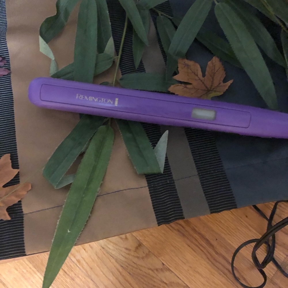 Hair straightener
